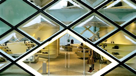 prada headquarters tokyo maps|Prada aoyama architecture.